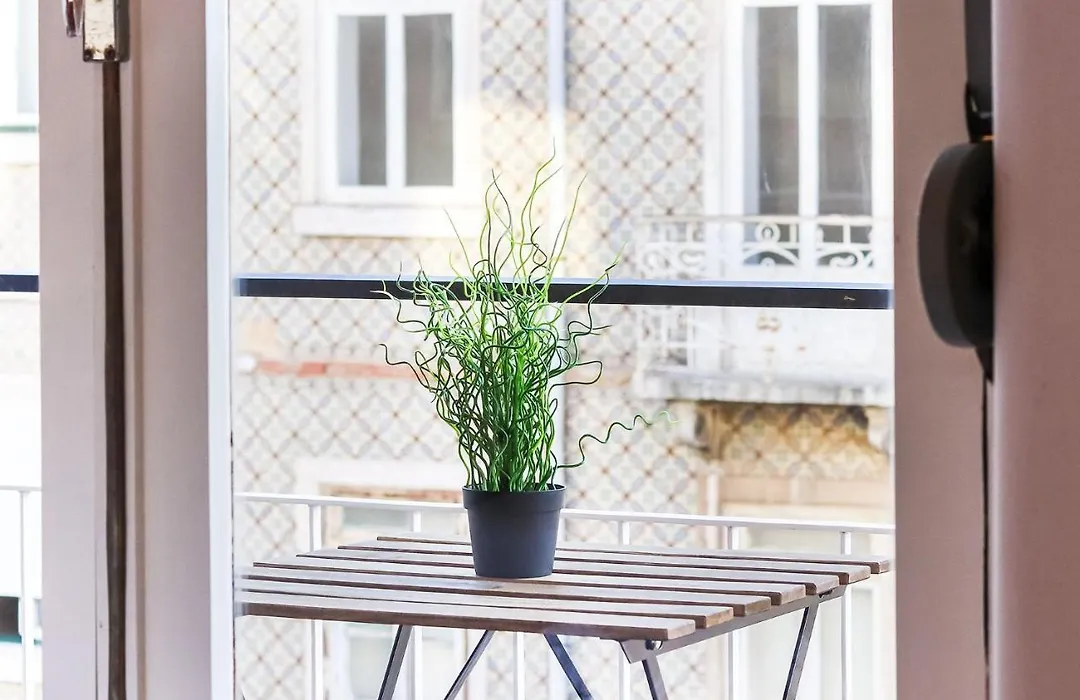 Marques Balcony By Homing-1